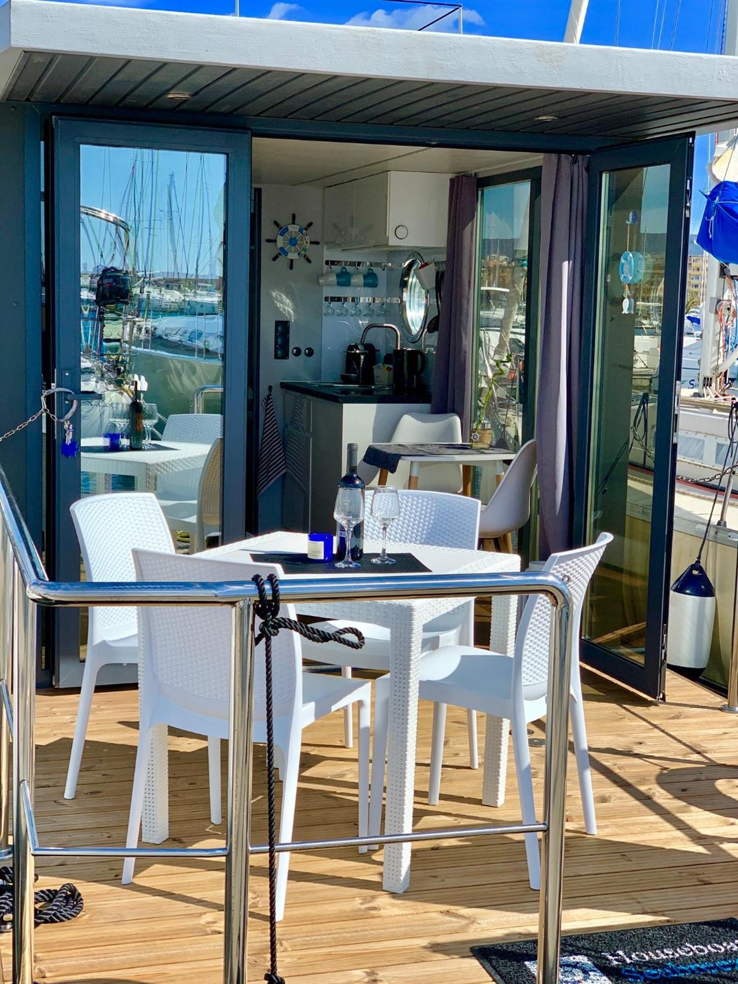فندق Houseboat Seabreeze ألغيرو المظهر الخارجي الصورة
