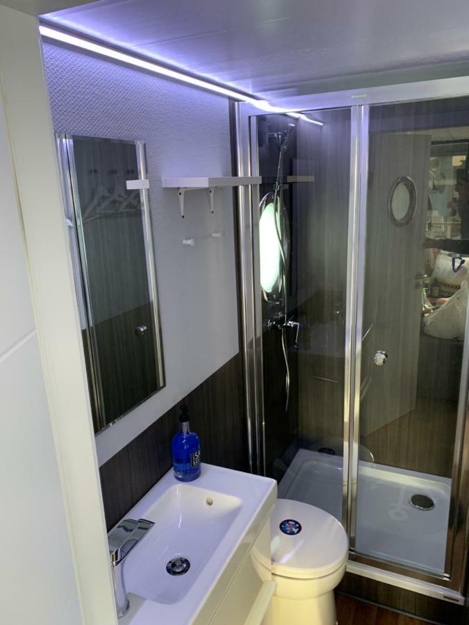 فندق Houseboat Seabreeze ألغيرو المظهر الخارجي الصورة