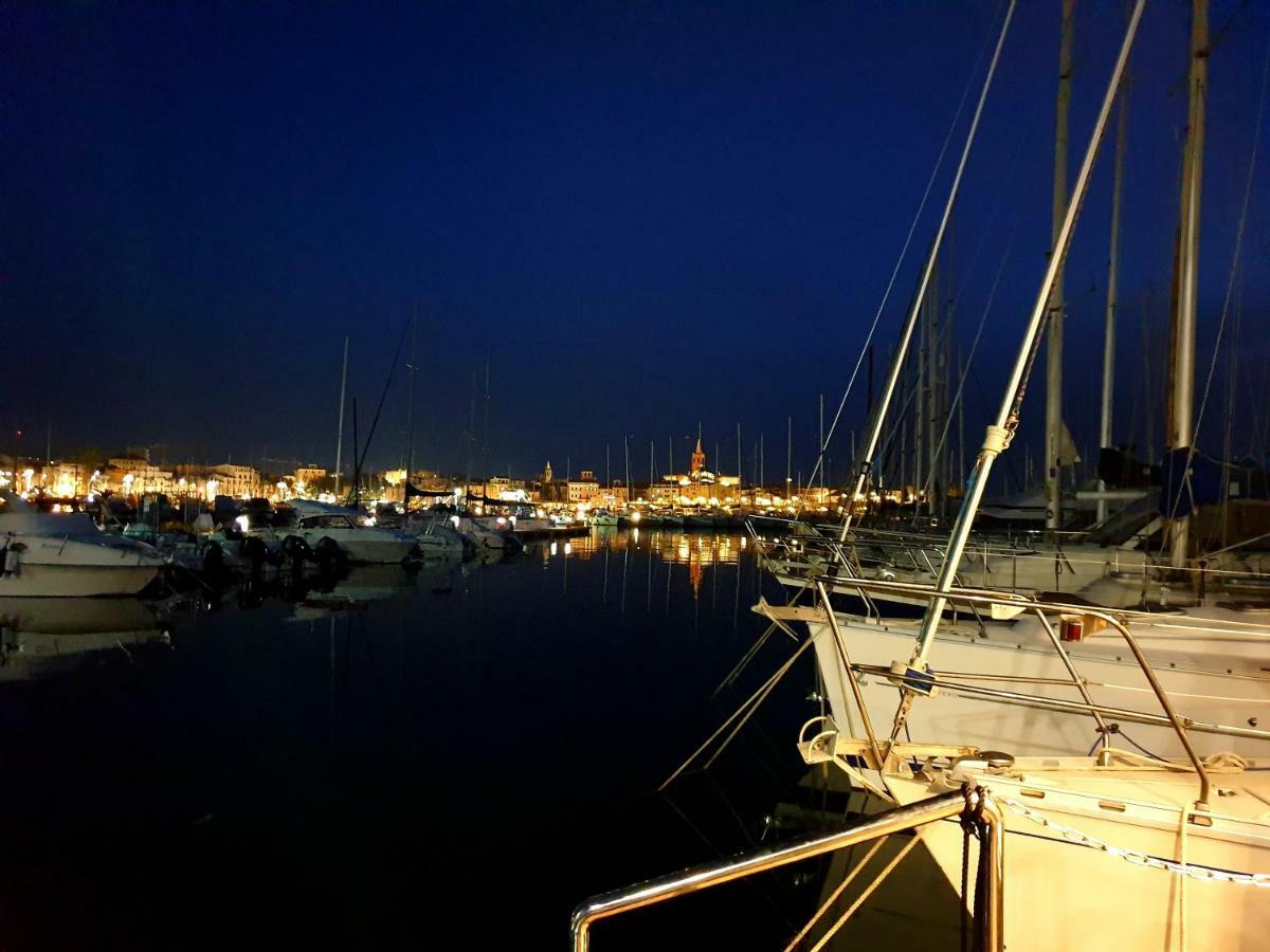 فندق Houseboat Seabreeze ألغيرو المظهر الخارجي الصورة